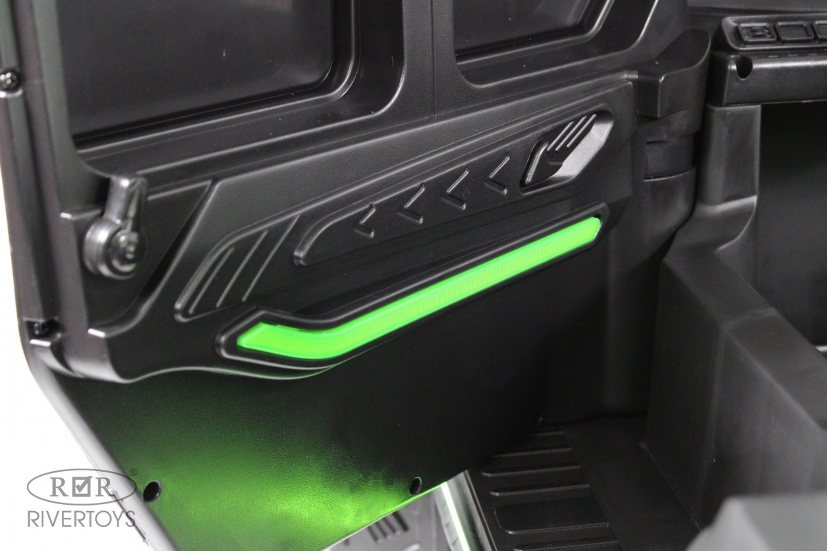 Детский электромобиль RiverToys М003БХ белый owlbxb364t0i8g1wtw3dwfh0ufk0oebo