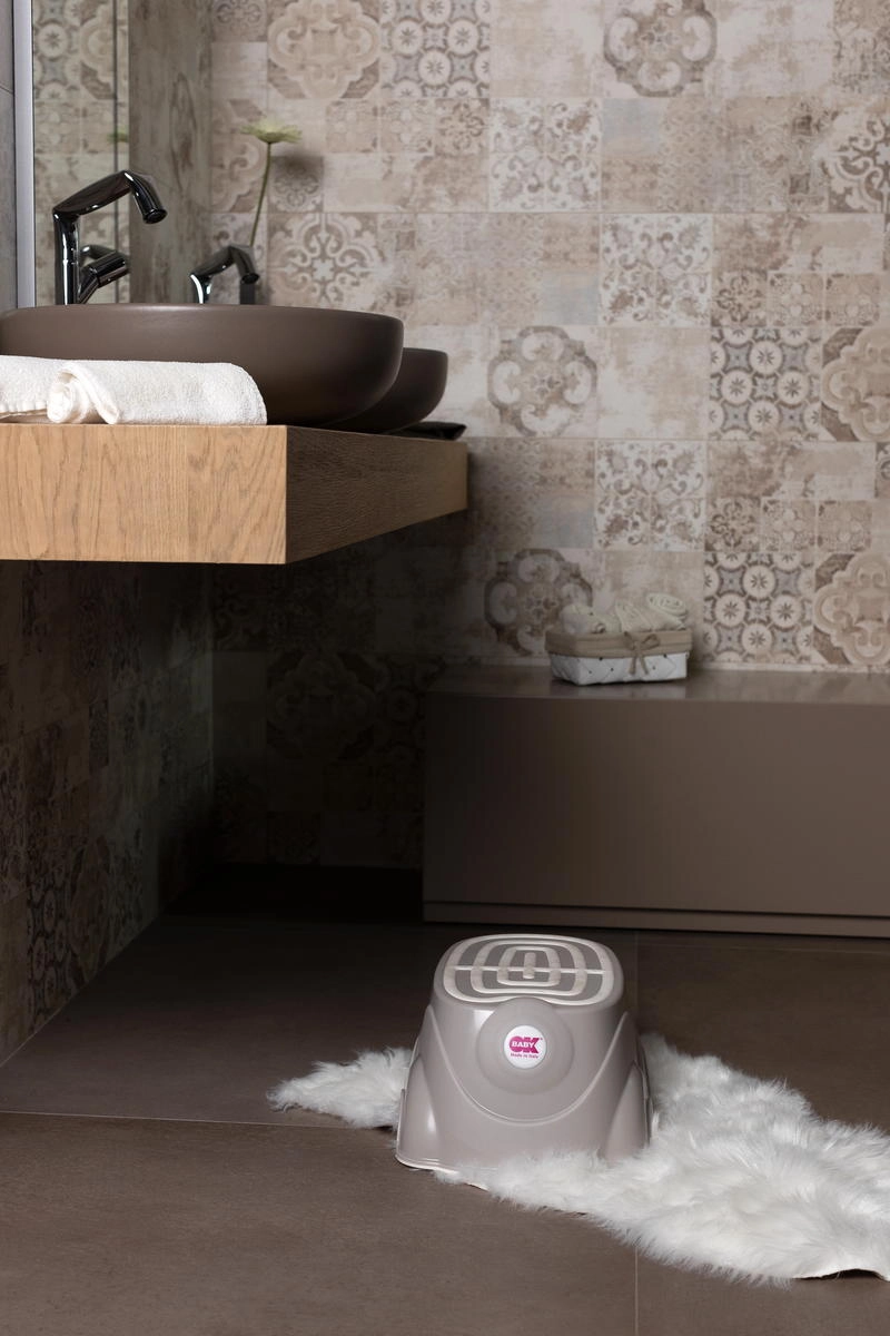 Стульчик - подставка OK Baby Herbie Stool grey d64v6w44q3yh8v542wluonzpj4p6p3sq