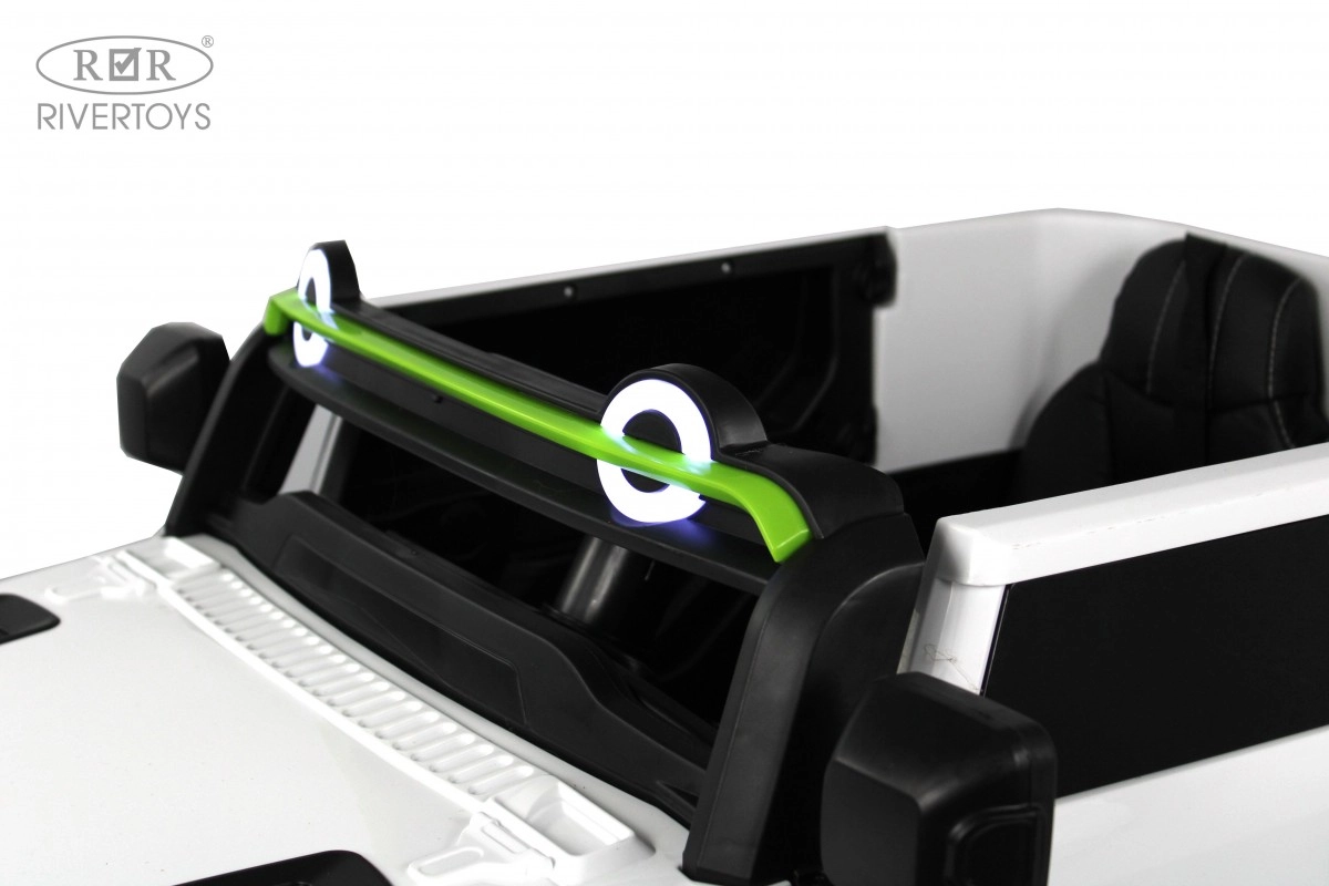 Детский электромобиль RiverToys М222БХ белый b632vhzyywmzuruulqvgx60e7c7lx4dp