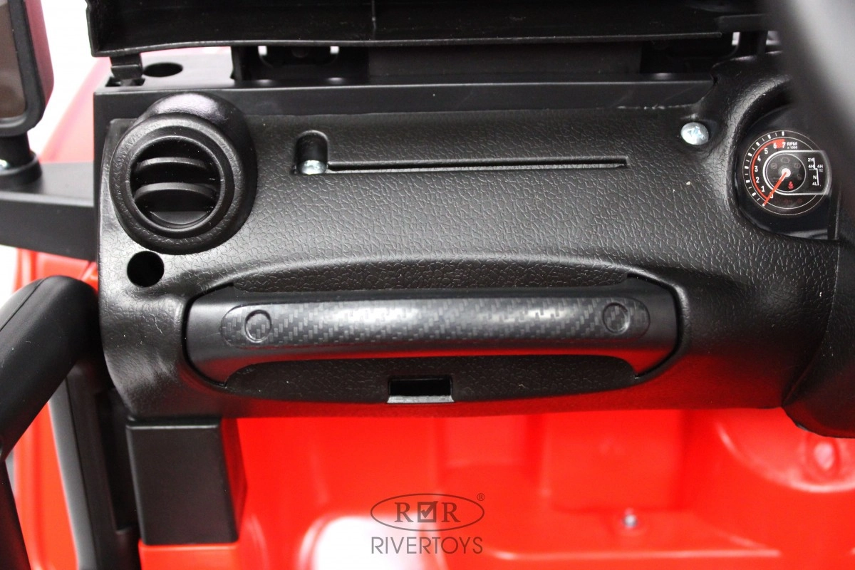 Детский электромобиль RiverToys T222TT 4WD красный k55x8yci3i41cohdg0rzmuhmryik8bhf
