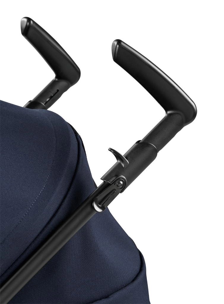 Коляска-трость Peg Perego Pliko Mini Navy iywn42p7sa3hmtyrw2onpvsljz309v00