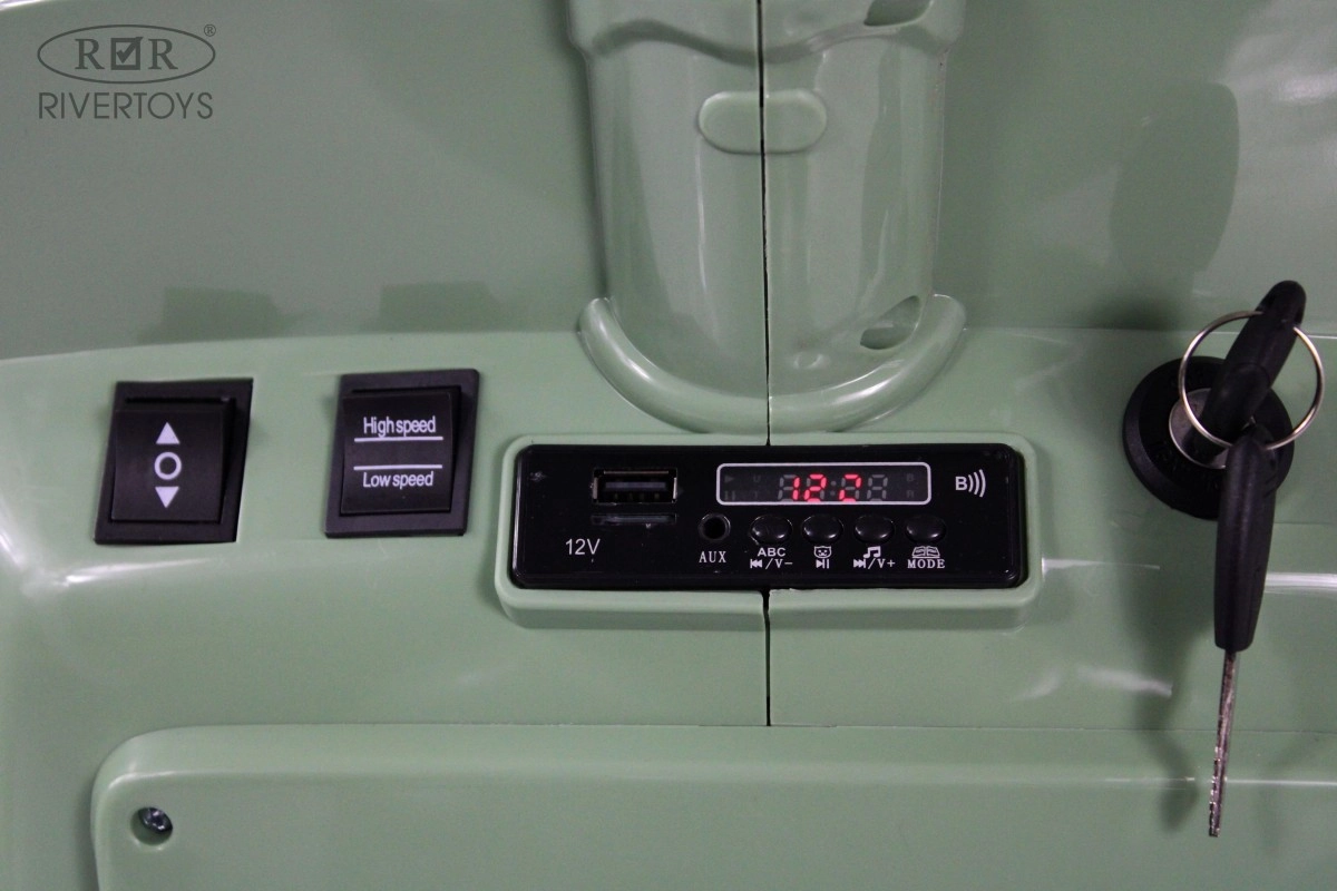 Детский электроскутер RiverToys VESPA M888MM зеленый dolm2y4zu71r44czqmjtmfqu194radd6