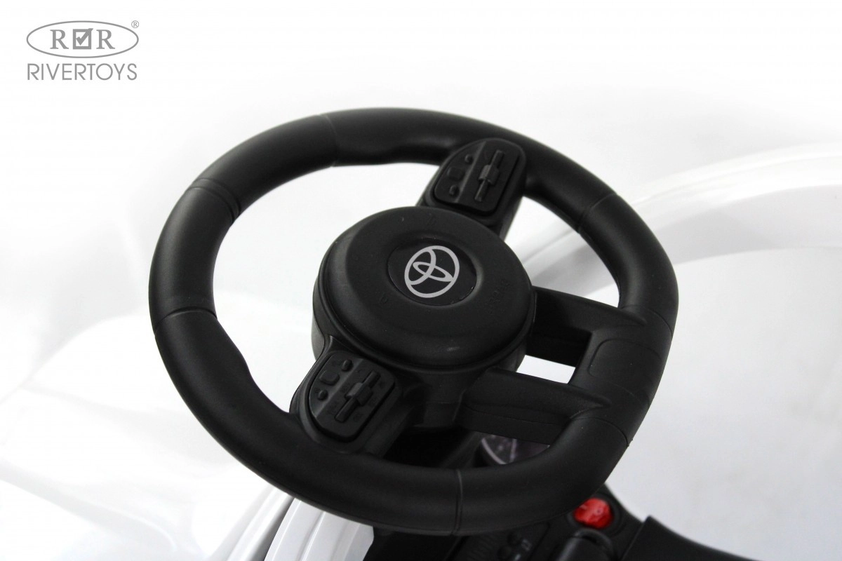 Детский толокар RiverToys Toyota Land Cruiser 300 Z002ZZ-C белый i2ig3emjwd3htakgf4ksby9ypnh3gegd
