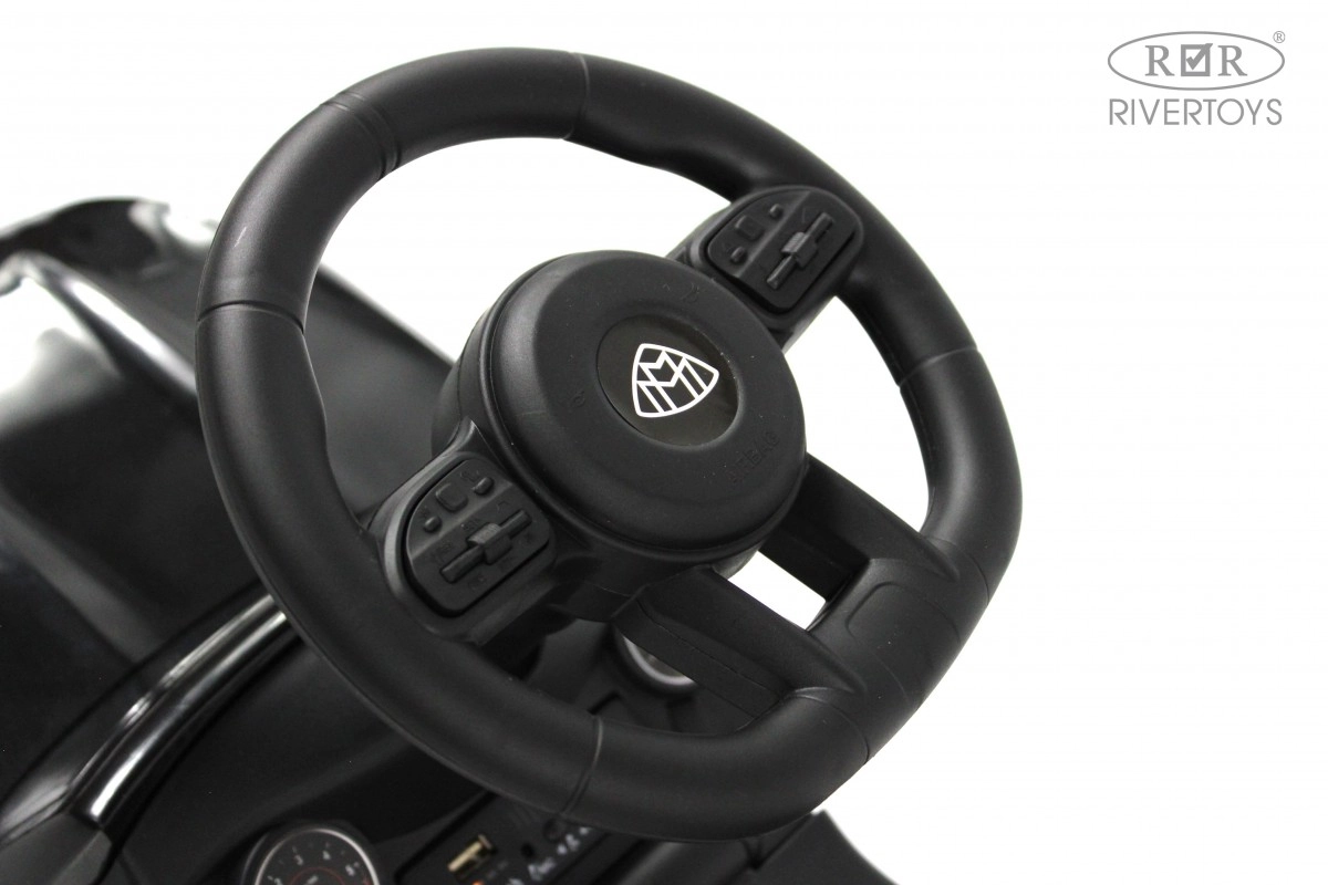 Детский толокар RiverToys Z003ZZ-D черный 8bunx7fpnu8kcwnzfnf84f3l4oyvk1da